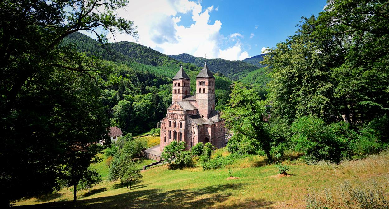 Abbaye de Murbach, Alsace ©Vincent Schneider