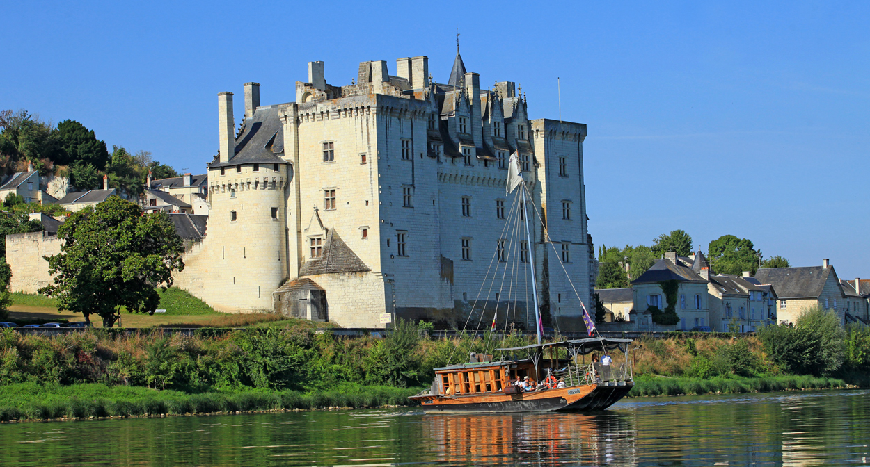 Boat trip on the Loire and wine tasting