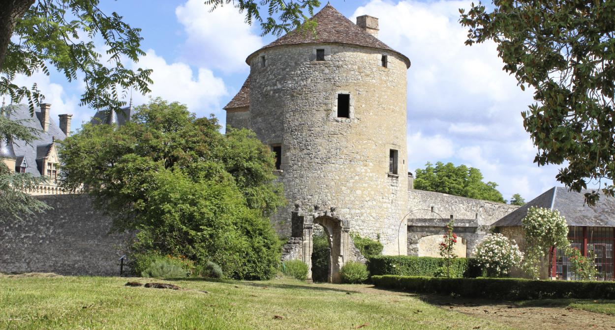 Château_Montaigne_tower_Bergerac ©Château Michel de Montaigne
