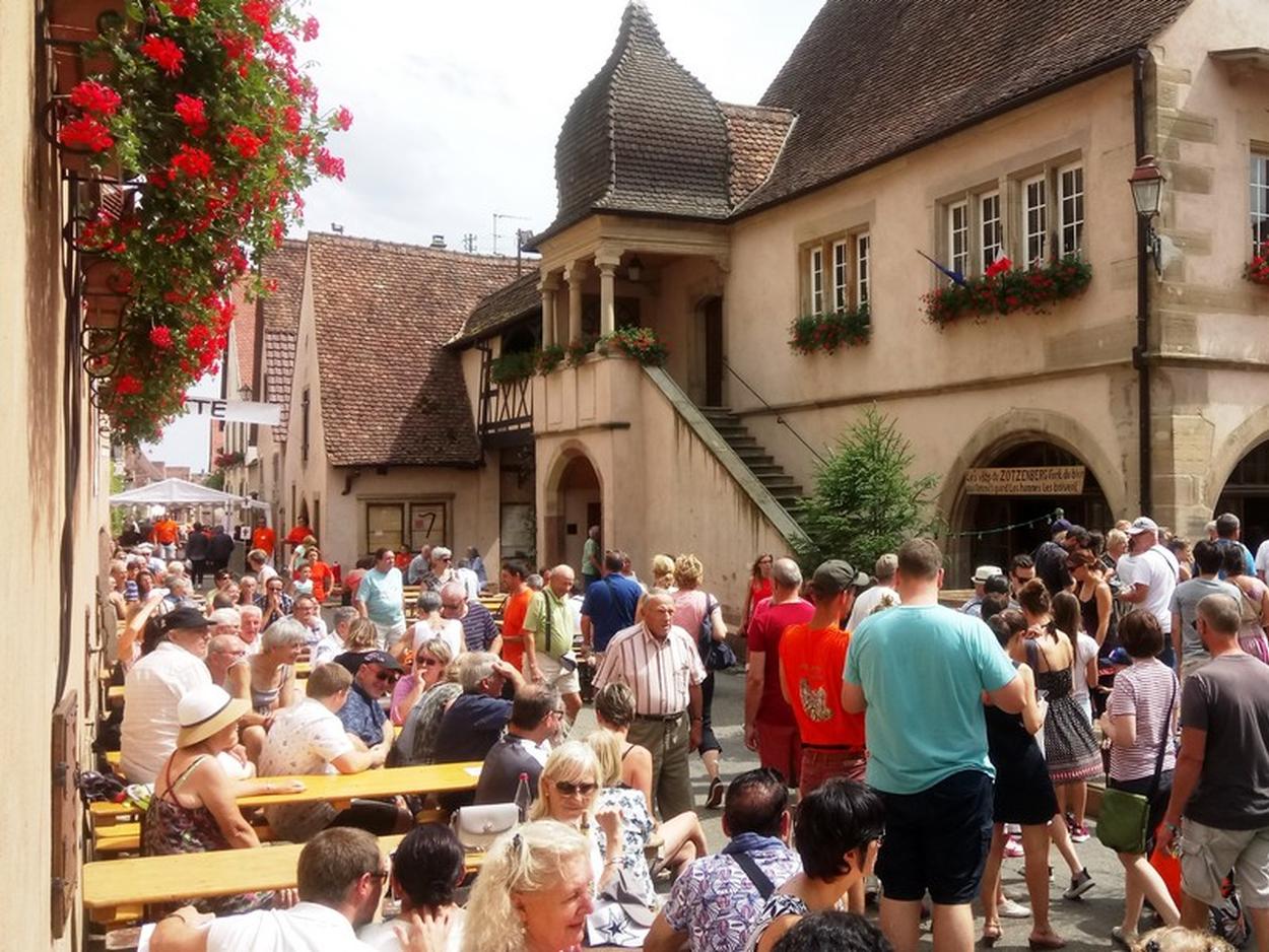 Fête du Vin de Mittelbergheim_Alsace ©OT Pays de Barr