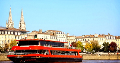 boat trip on the Garonne winetourism bordeaux @All rights reserved